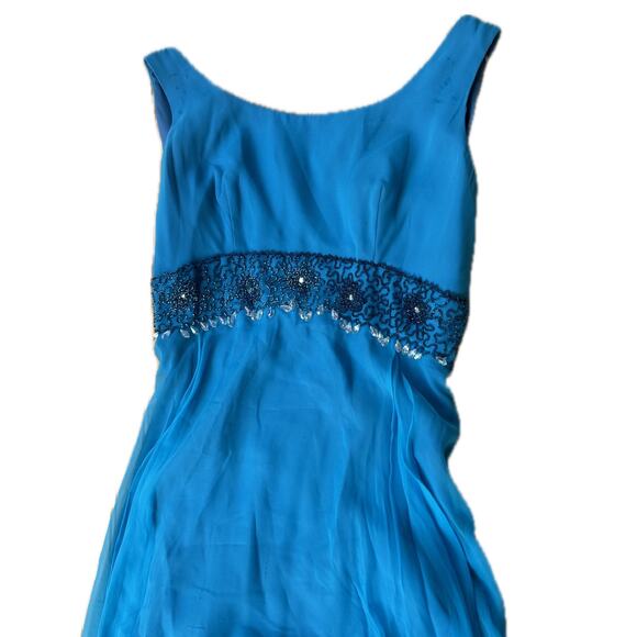 Vintage 1960s Blue Chiffon Beaded Formal Prom Dress |
medium - Picture 2 of 6